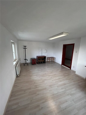 Mansarda - 4 spatii de birou - 120 mp - centrala proprie - AC - imagine 7