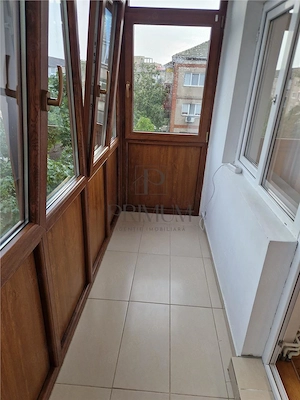 SOARELUI - 2 CAMERE - CENTRALA PROPRIE - DECOMANDAT - ACOPERIS - 2 BALCOANE - imagine 6