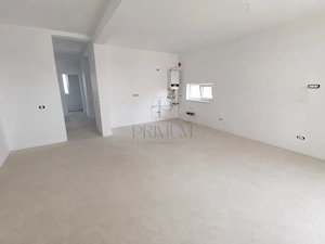 DUPLEX CU PANOURI - 5 CAMERE - 3 BAI - imagine 2