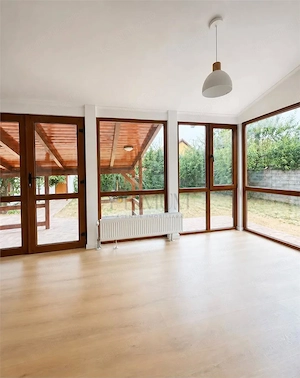 Dumbravita - Casa individuala - 5 Camere - Teren 630 - Zona linistita -  Bucatarie separata