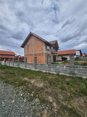 CASA INDIVIDUALA LA ROSU - ZONA EXCELENTA URSENI - ASFALT - TOATE UTILITATILE - imagine 4