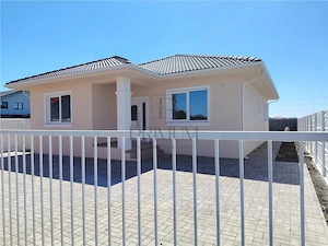 CASA INDIVIDUALA - MOSNITA NOUA - ZONA EXCELENTA - TOATE UTILITATILE