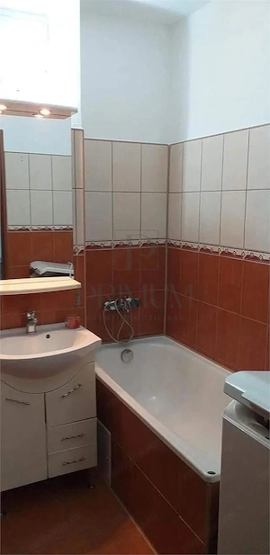 DAMBOVITA - 2 CAMERE - CENTRALA PROPRIE - DECOMANDAT - imagine 6