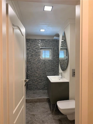 Olimpia - 2 Camere - Etaj 1 - Renovat complet LUX - Centrala proprie - Bloc izolat - imagine 14