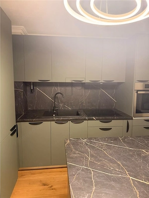 Olimpia - 2 Camere - Etaj 1 - Renovat complet LUX - Centrala proprie - Bloc izolat - imagine 2
