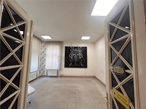 Spatiu pentru birouri - 85 mp - centrala proprie - zona linistita - trafic pietonal - imagine 3