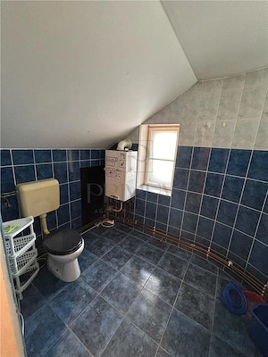 Spatiu pentru birouri - 85 mp - centrala proprie - zona linistita - trafic pietonal - imagine 7