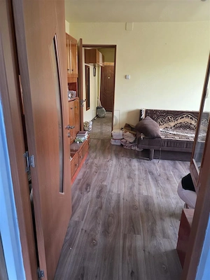 SAGULUI - ETAJ 2 - BLOC IZOLAT - 3 CAMERE - DEBARA - CENTRALA PROPRIE - CLIMA - imagine 4