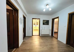 BOGDANESTILOR - CASA INDIVIDUALA - 6 CAMERE - 3 BAI - TERASA - DEMISOL - GARAJ - imagine 8
