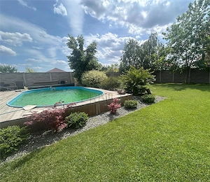 Sacalaz- 1000mp teren - piscina exterioara -garaj -panouri fotovoltaice