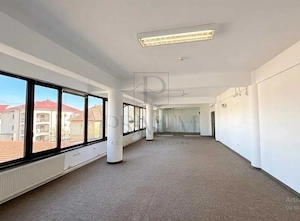 Spatiu birouri, open space renovat - Central