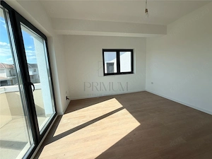 DUPLEX IN ZONA DE TOP - 3 BAI - 2 BALCOANE - imagine 8