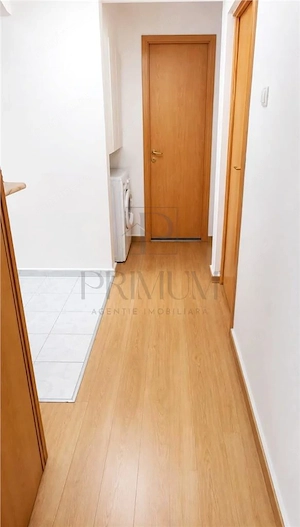 LIPOVEI - ETAJ 1 - BLOC IZOLAT - 4 CAMERE - 2 BAI - 2 BALCOANE - CENTRALA PROPRIE - DECOMANDAT - imagine 4