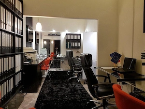 SPATIU PENTRU BIROURI - MOBILAT - UTILAT - PANOURI DE CALDURA - ULTRACENTRAL - 20MP - imagine 2