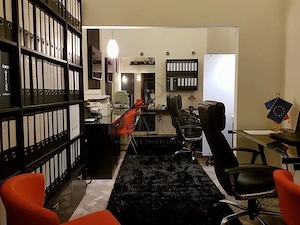 SPATIU PENTRU BIROURI - MOBILAT - UTILAT - PANOURI DE CALDURA - ULTRACENTRAL - 20MP