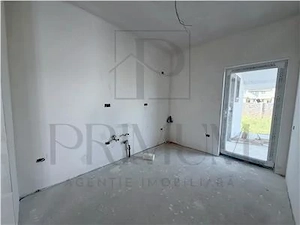 DUPLEX PE PARTER, FINISAJE LA ALEGERE, APROAPE STRADA PRINCIPALA - imagine 8