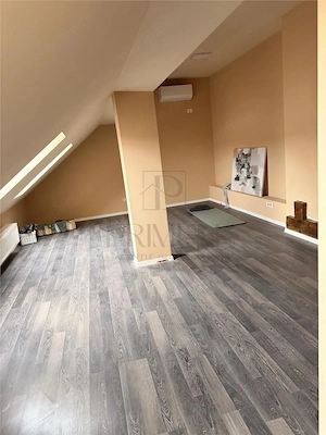 SPATIU PENTRU BIROURI -  ZONA ULTRACENTRALA -  CENTRALA PROPRIE - AER CONDITIONAT - imagine 3