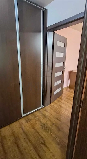 BUCOVINA - 2 CAMERE  - CENTRALA PROPRIE - BLOC IZOLAT CU ACOPERIS - imagine 8