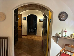 SPATIU COMERCIAL -  ZONA ULTRACENTRALA - 4 PUNCTE DE ACCES - TRIFAZIC - 380MP - AUTORIZAT ISU - imagine 10