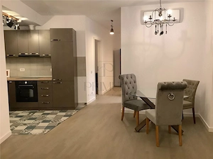ISHO - 2 Camere - Etaj intermediar cu LIFT - Spatios - Decomandat - imagine 2