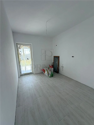 DUPLEX CU 3 BAI  - buc #259;t #259;rie Inchisa - Asfalt - imagine 5
