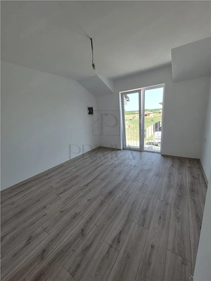 DUPLEX 4 CAMERE - DORMITOR LA PARTER - BUCATARIE INCHISA - imagine 9