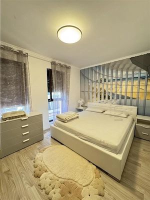 GIROC - 2 CAMERE - GARAJ 22MP - PARCARE SEPARATA - MOBILAT SI UTILAT - ZONA EXCELENTA - imagine 5
