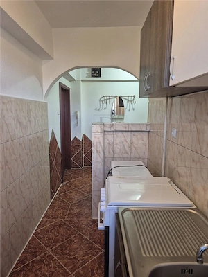 SOARELUI - APARTAMENT 1 CAMERA - mobilat, utilat, decomandat - imagine 4