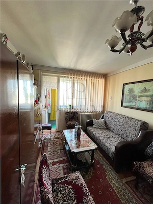 Semicentral - 2 Camere - Etaj intermediar cu LIFT - Bloc izolat - Balcon mare
