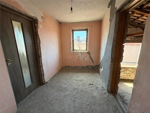 CALEA MARTIRILOR - CASA CU CURTE - TEREN 414MP - imagine 16