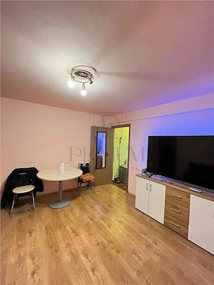 Complexul Studentesc - 2 Camere - Etaj intermediar - Centrala proprie - imagine 2