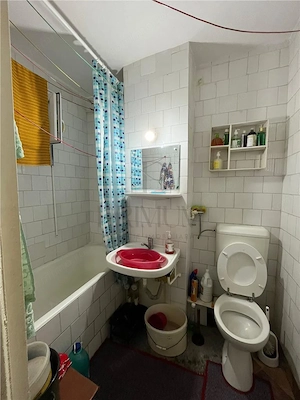 Semicentral - 2 Camere - Etaj intermediar cu LIFT - Bloc izolat - Balcon mare - imagine 6