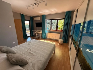 BRAYTIM - CASA - 4 CAMERE - GARAJ - TEREN GENEROS - ZONA EXCELENTA - imagine 2