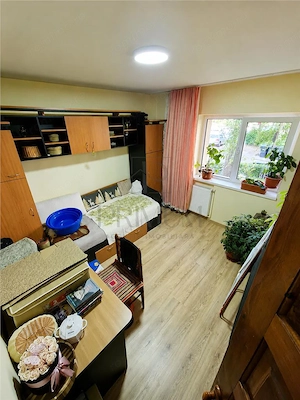LIPOVEI - 2 CAMERE - CENTRALA PROPRIE - PARTER -  PIVNITA - imagine 3