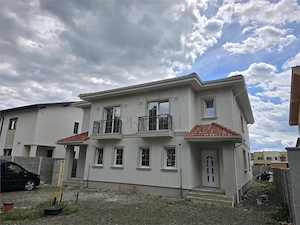 Duplex deosebit - zona excelenta - toate utilitatile - finisaje TOP - imagine 2