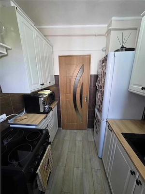 GHEORGHE LAZAR - RENOVAT - LIFT - 3 CAMERE - CENTRALA PROPRIE - imagine 4