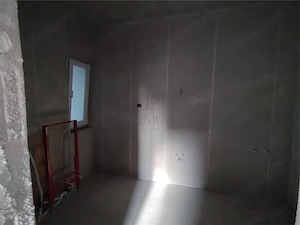 Duplex 4 camere - despartit prin CT - zona foarte buna - asfalt - posibilitate alegere finisaje - imagine 8