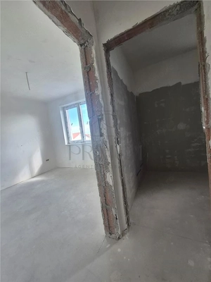 Duplex spatios - zona foarte buna - 5 camere - teren mare - imagine 7