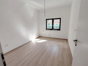 Casa individuala - Asfalt - Garaj - imagine 5