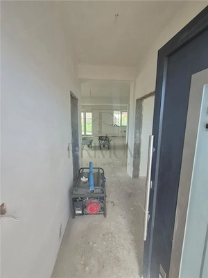 Duplex spatios - zona foarte buna - 5 camere - teren mare - imagine 10