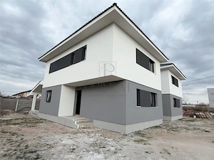 Duplex individual - 5 camere - asfalt