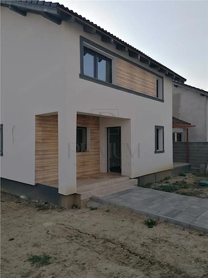 Sag- despartit prin garaj- 5 camere - imagine 2