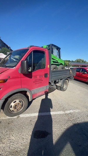 Ofer servicii cu camioneta si debarasare moloz cu utilaje