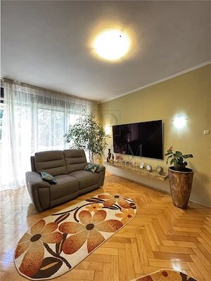 MEDICINA - 2 CAMERE - CENTRALA PROPRIE - RENOVAT COMPLET - PARCARE