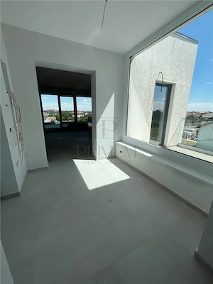 DUMBRAVITA - 4 CAM - PENTHOUSE - 3 BAI - 2 LOCURI PARCARE - INCALZIRE PARDOSEALA| - imagine 8