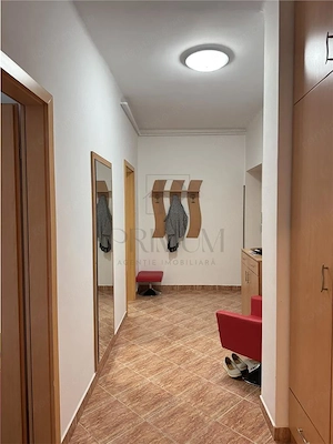 Medicina, apartament 2 camere, centrala proprie, parcare in curte - imagine 10