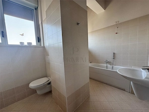 TORONTALULUI - 3 CAM - PENTHOUSE - 2 BAI - TERASA 38MP - LIFT - PANORAMIC - imagine 8
