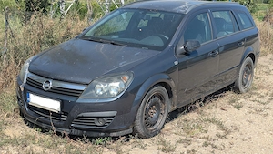 Vând Opel Astra H 1.9 CDTI (2006) - Pentru piese   Proiect reconditionare - imagine 3