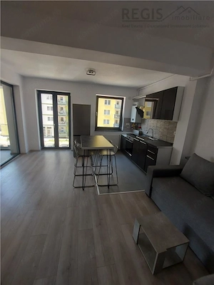 Apartament 2 camere de vanzare Platinum Residence - Coresi, Loc de parcare inclus - imagine 2
