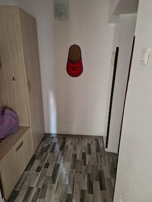 Inchiriez apartament doar pe termen lung - imagine 5